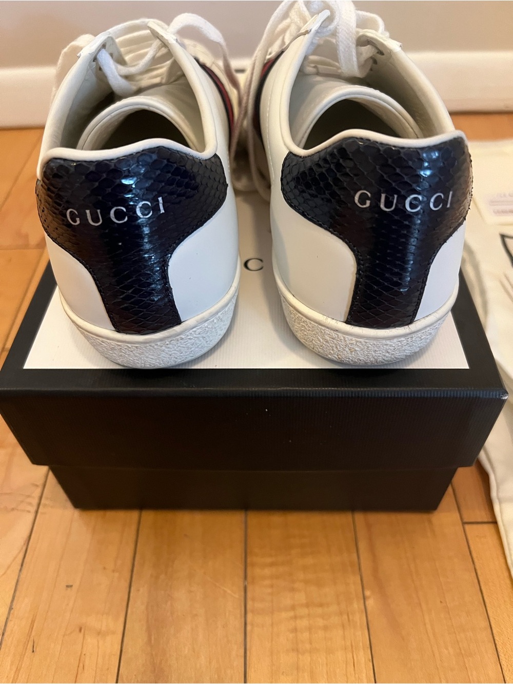 Gucci White Leather Low-Top Sneakers with Red & Navy Web Stripe- 36.5/6.5 - Picture 7 of 8